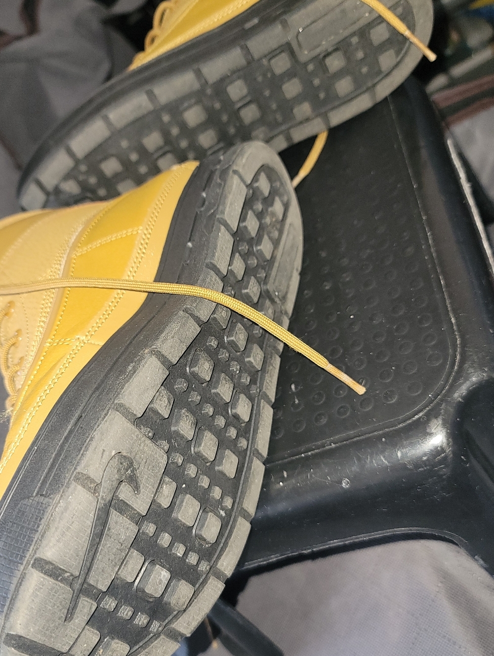 Nike Youth Black Athletic Shoes with Yellow Accent - Picture 7 of 8